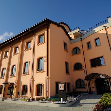 Hotel La Cartiera Vignola  Bagian luar foto