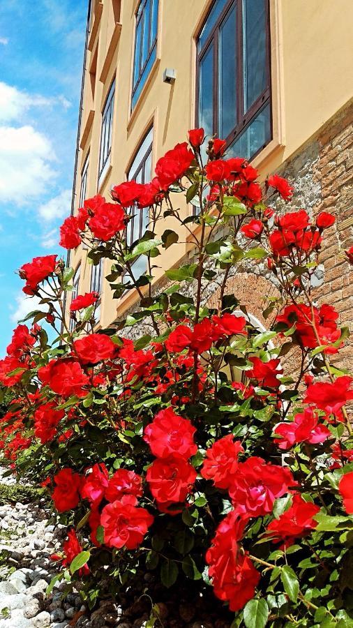 Hotel La Cartiera Vignola  Bagian luar foto