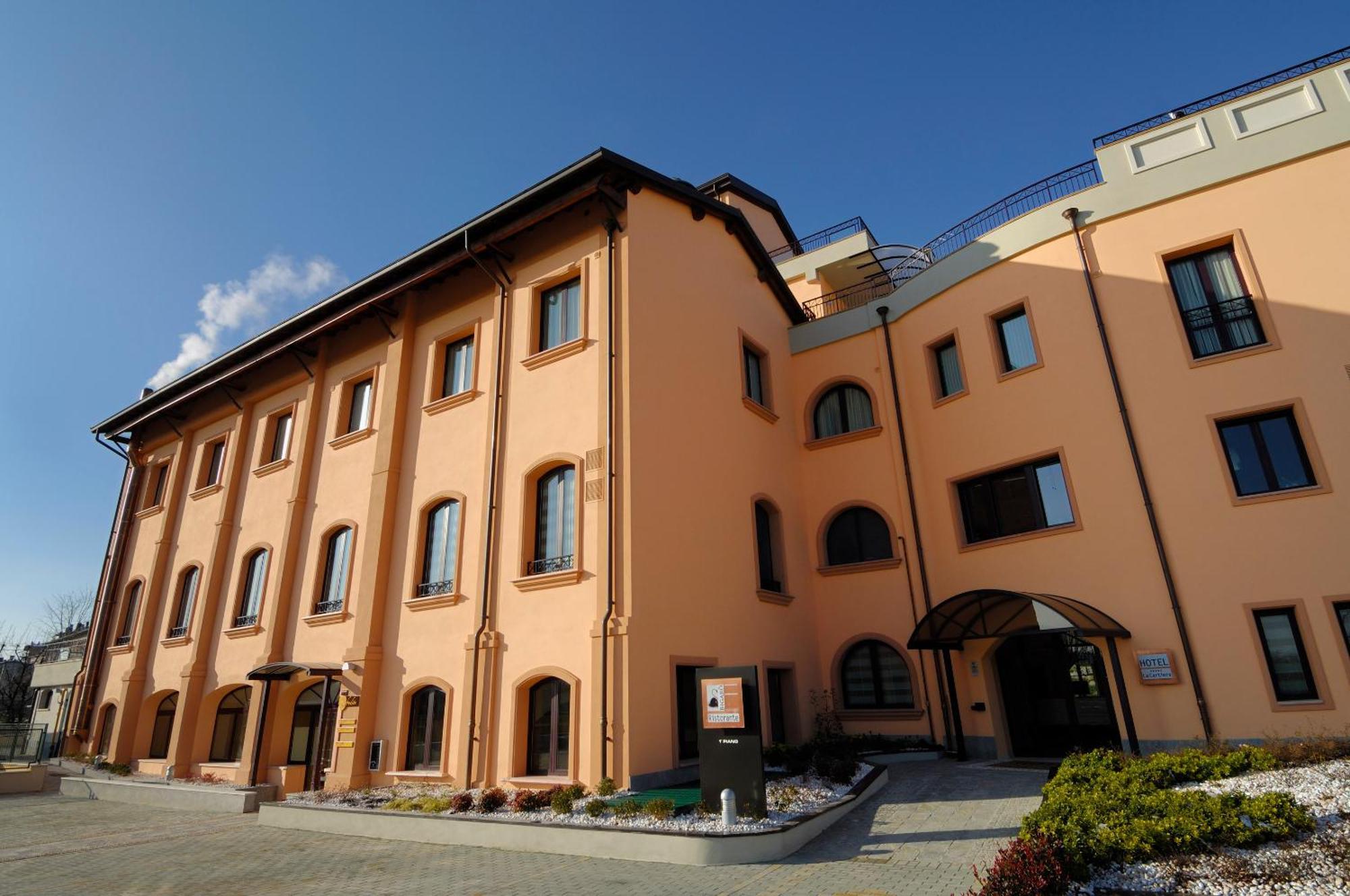 Hotel La Cartiera Vignola  Bagian luar foto